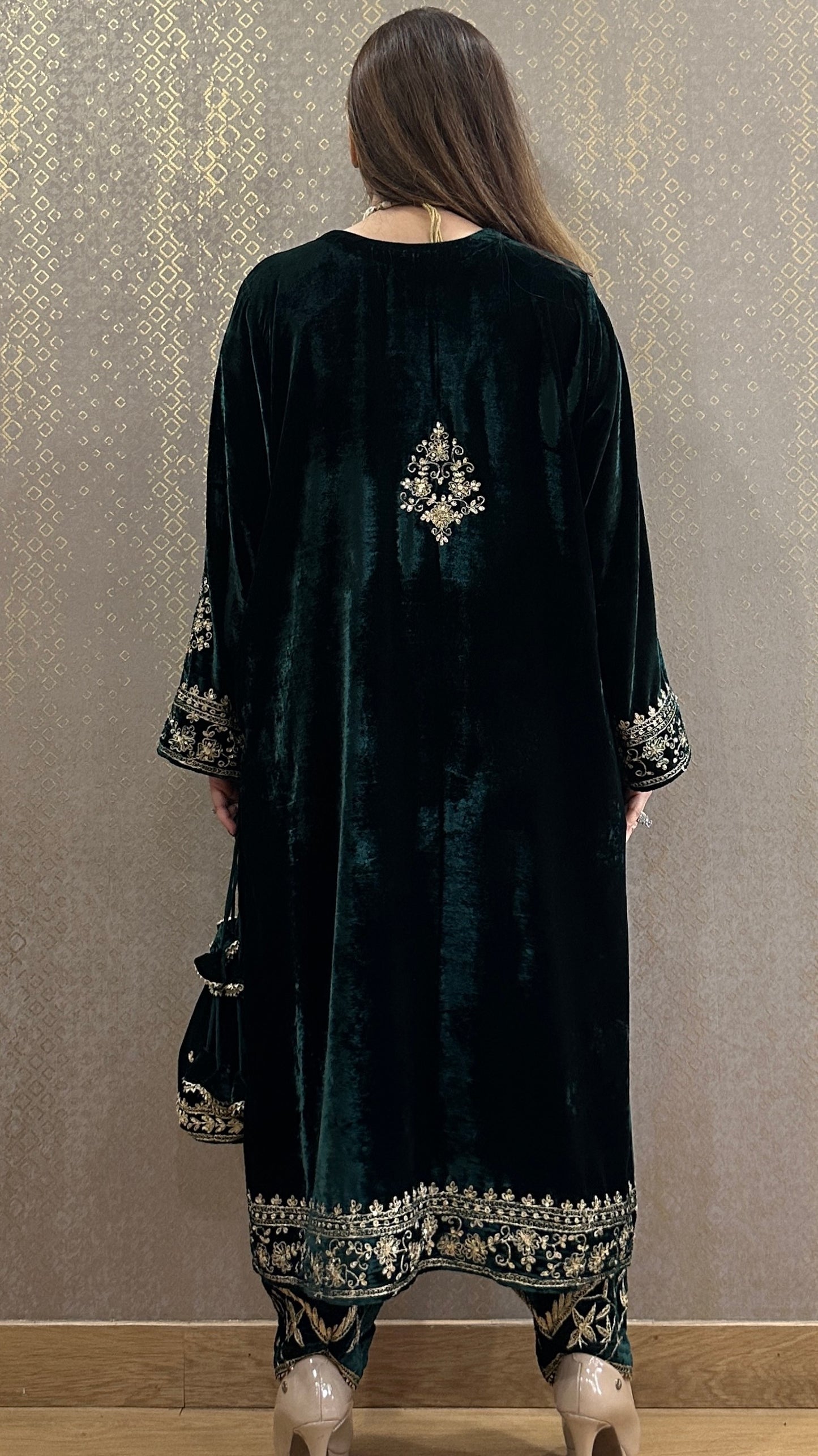 Bottle Green Velvet Bloom Phiran with Embroidered Salwar