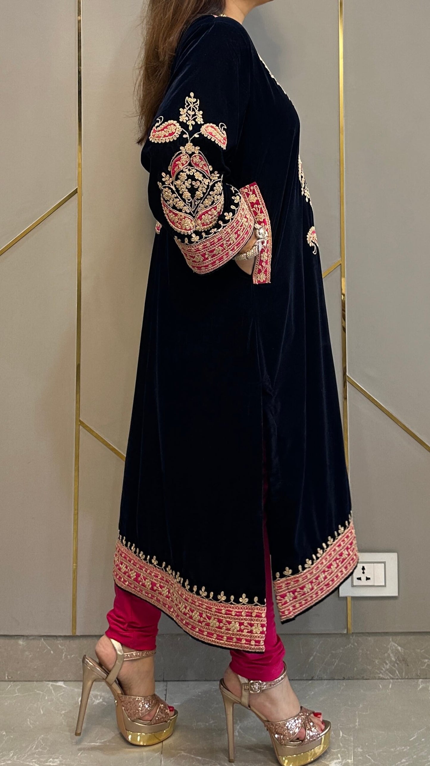 Navy Blue Velvet Applique Kashmiri-Phiran Kurta with Churidar and Matching Potli