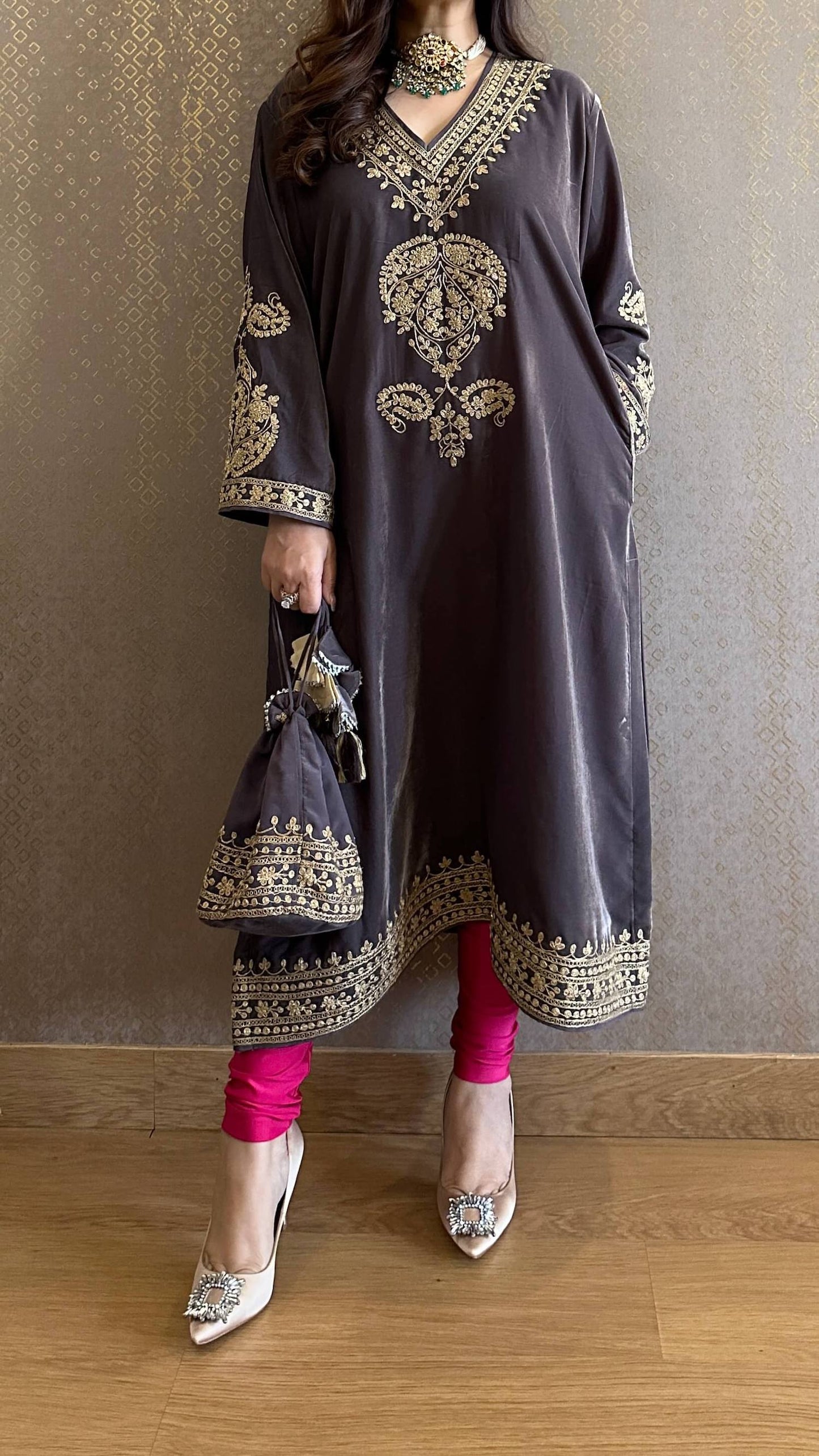 Grey Velvet Kashmiri-Phiran Kurta with Churidar and Matching Potli