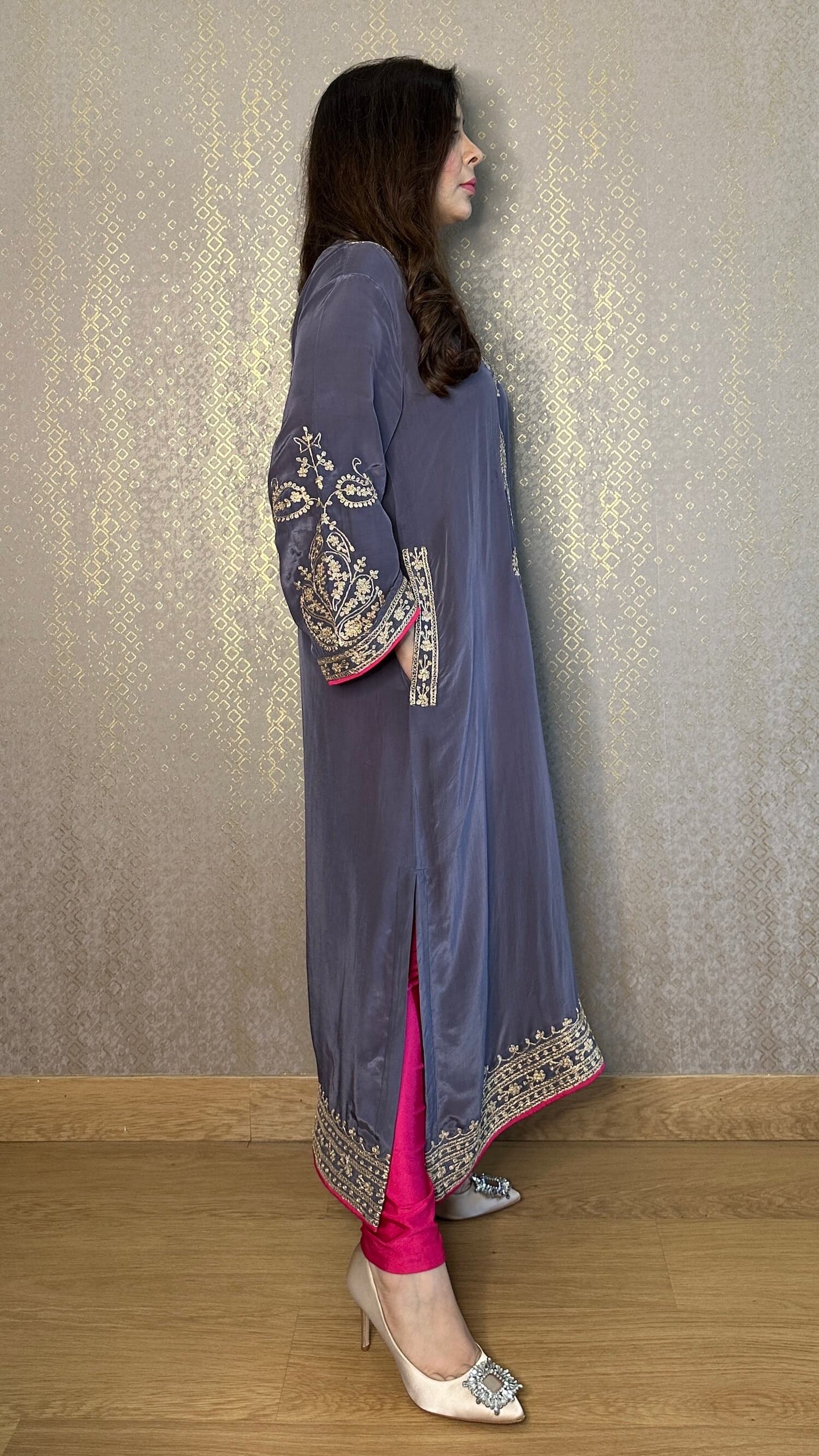 Grey Crepe Kashmiri-Phiran Kurta with Churidar and Matching Potli