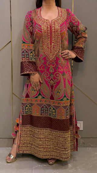 Amushay Embroidered Kaftan
