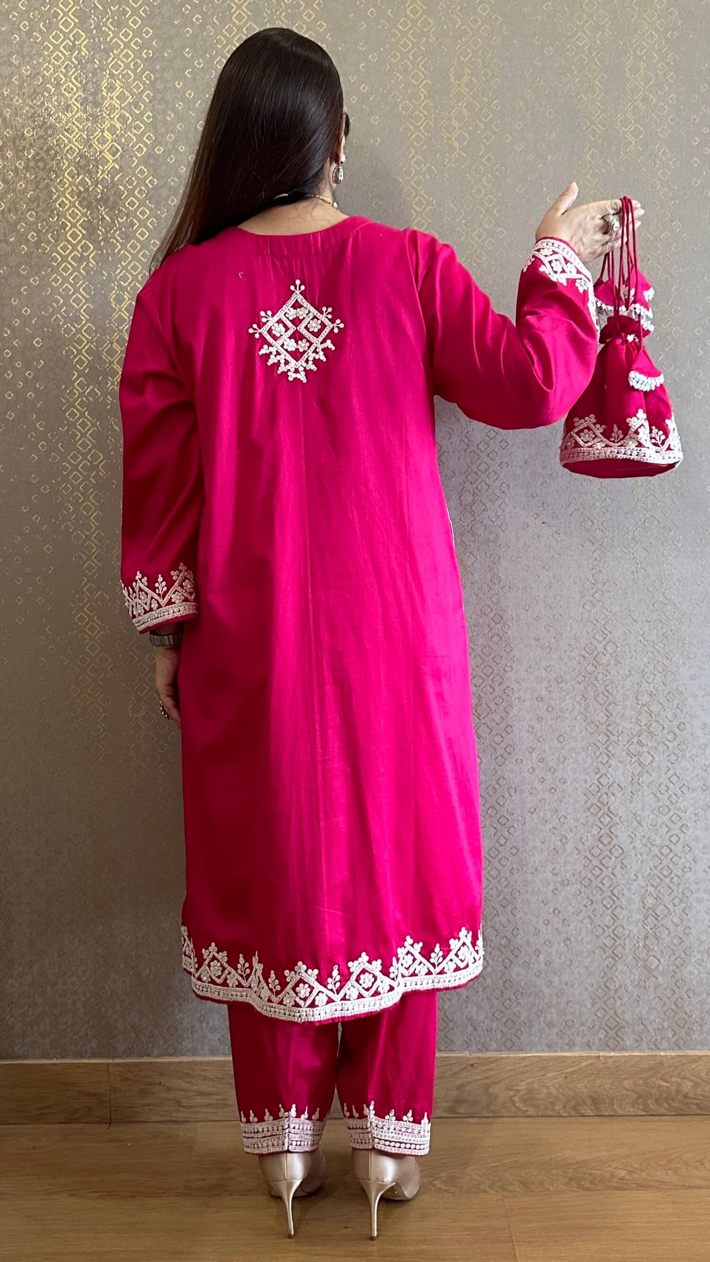 Candy Pink Kashmiri Phiran with Salwar and Matching Potli