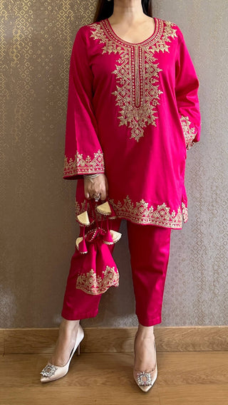 Hot Pink Kashmiri Phiran Coord with Pants and Matching Potli