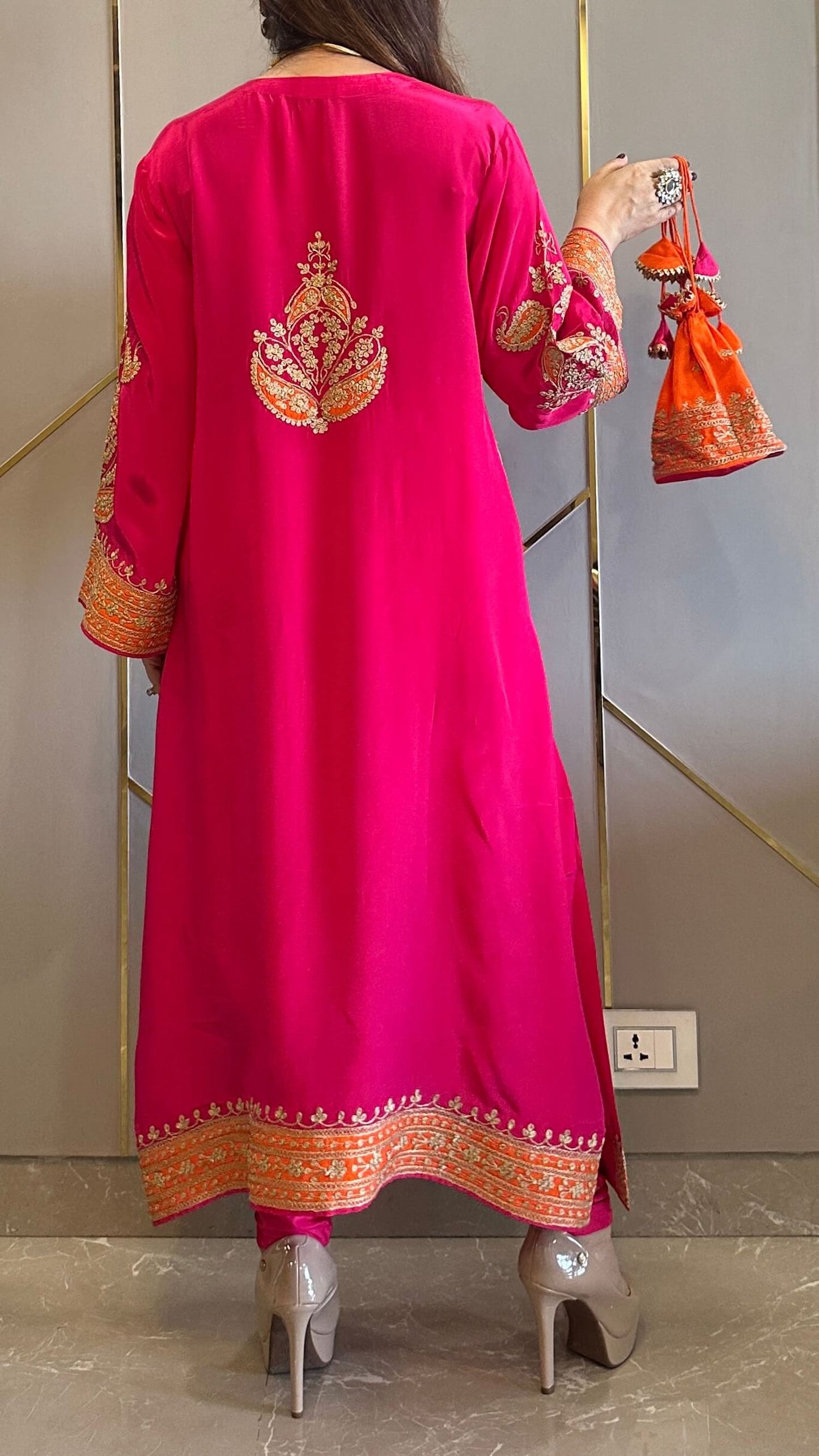 Rani Pink Applique Crepe Kashmiri-Phiran Kurta with Churidar and Matching Potli