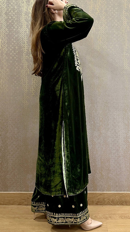 Forest Green Velvet Aaliya Embroidered Phiran Co-ord