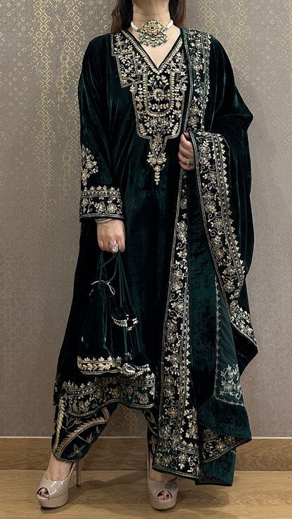 Bottle Green Velvet Bloom Phiran with Embroidered Salwar