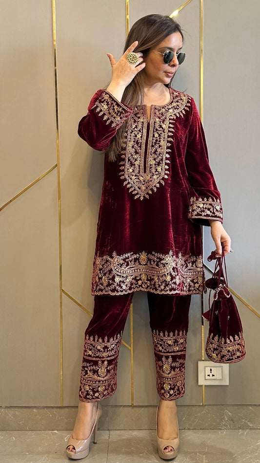 Maroon Velvet Haniya Hand Embroidered Co-ord