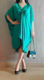 Load image into Gallery viewer, Emerald Green Flowy Co-ord Set
