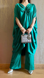 Load image into Gallery viewer, Emerald Green Flowy Co-ord Set
