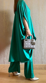 Load image into Gallery viewer, Emerald Green Flowy Co-ord Set
